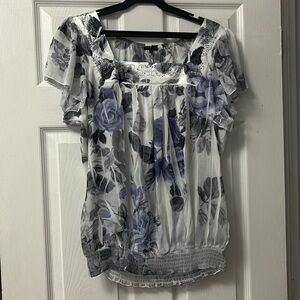 Xl purple/white rose  print Short Sleeve Blouse Floral